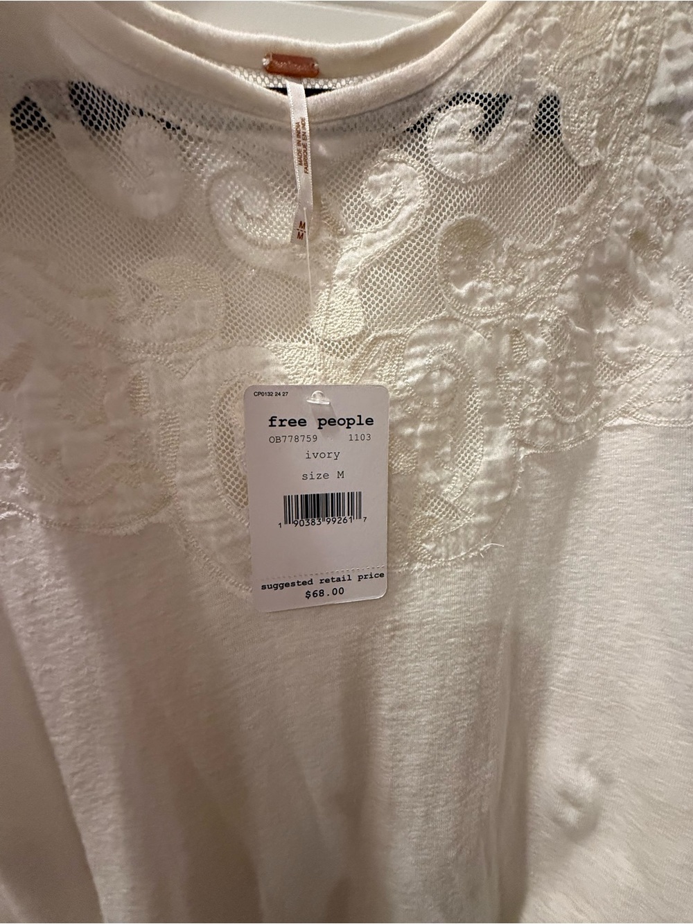 Free People Ivory Embroidered Tank Top ๐คโจ - Picture 2 of 3